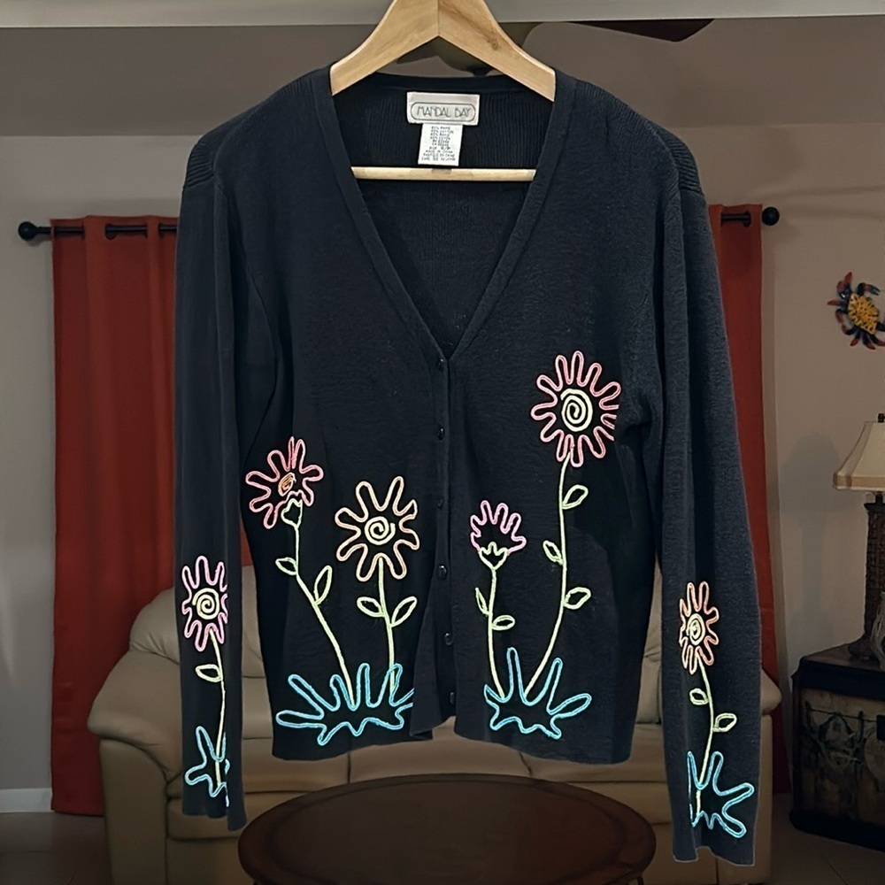 Mandal Bay Vintage Women’s Button Up Cardigan Floral Design Sweater Size S